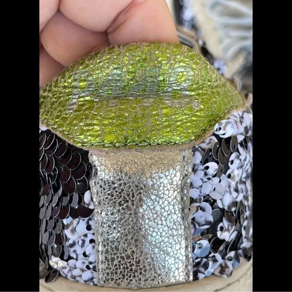 P448 John Sequin Sneakers size 6 - Picture 7 of 13